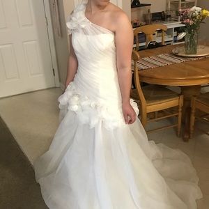 💝NWT💝 White by Vera Wang Wedding Dress